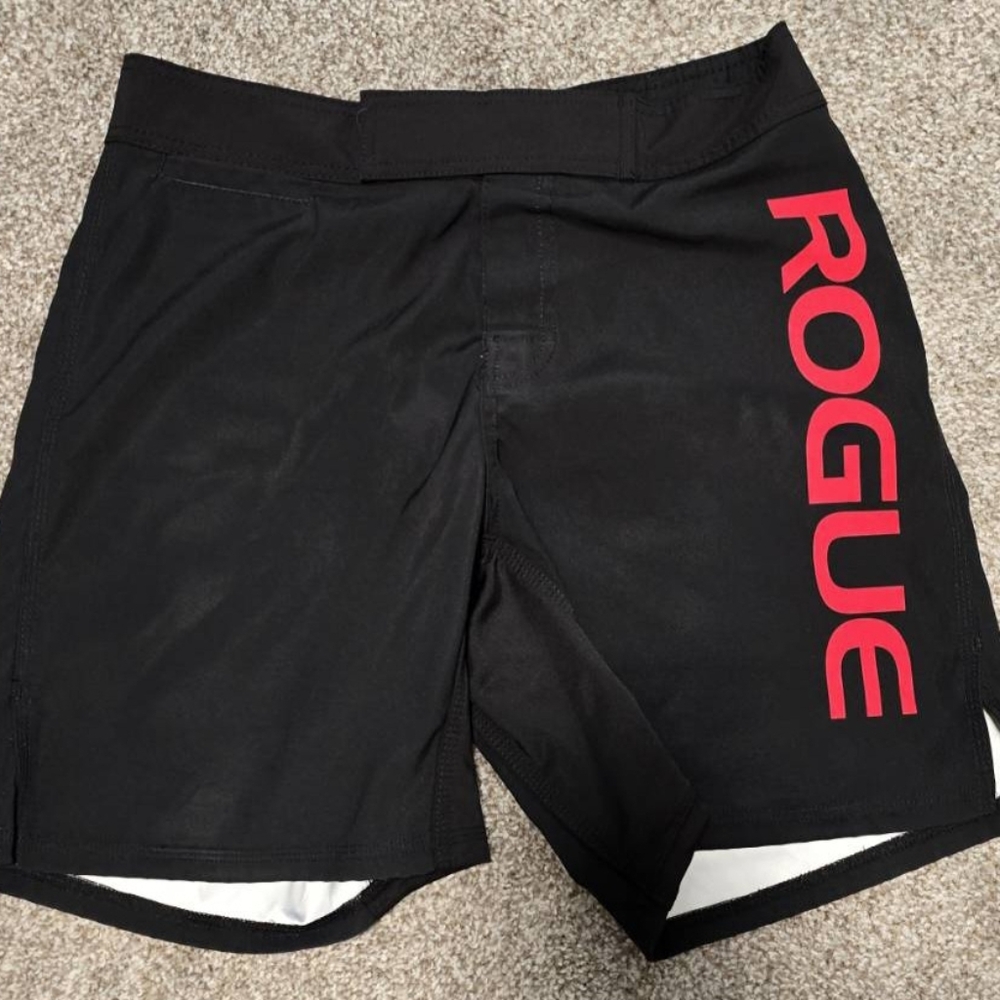Rogue Fight Shorts 2.0 size 30